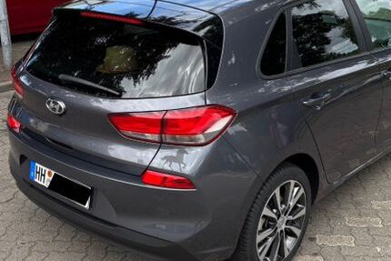Hyundai i30 56.000 km 11.000 € Hamburg 22765