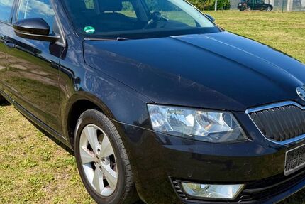 Skoda Octavia 233.453 km 5.000 &euro; Rostock 18147