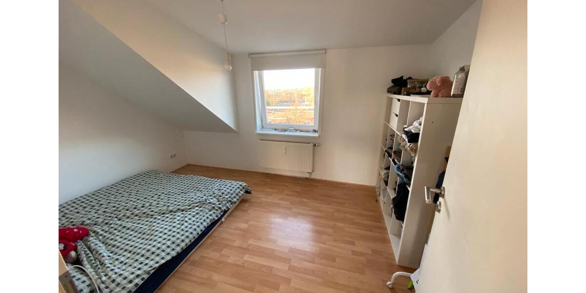 Dachgeschoßwohnung Köln Kalk - 2 Zimmer, 54 m&sup2;, 1.200&euro; | Angebot:25408497