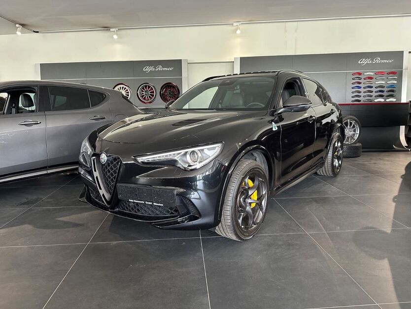 Alfa Romeo Stelvio 34.497 km 58.990 € München 81827