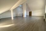 Reihenhaus Limeshain - 5 Zimmer, 180 m&sup2;, 1.400&euro; | Angebot:25441077