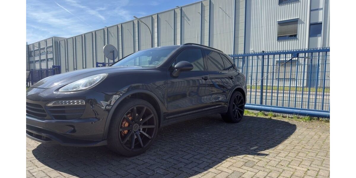 Porsche Cayenne 233.000 km 13.000 &euro; Bergkamen 59192