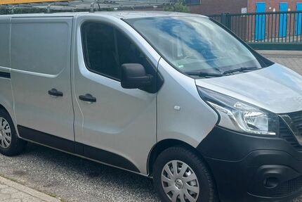 Nissan NV300 193.000 km 7.850 &euro; Hamburg 21107
