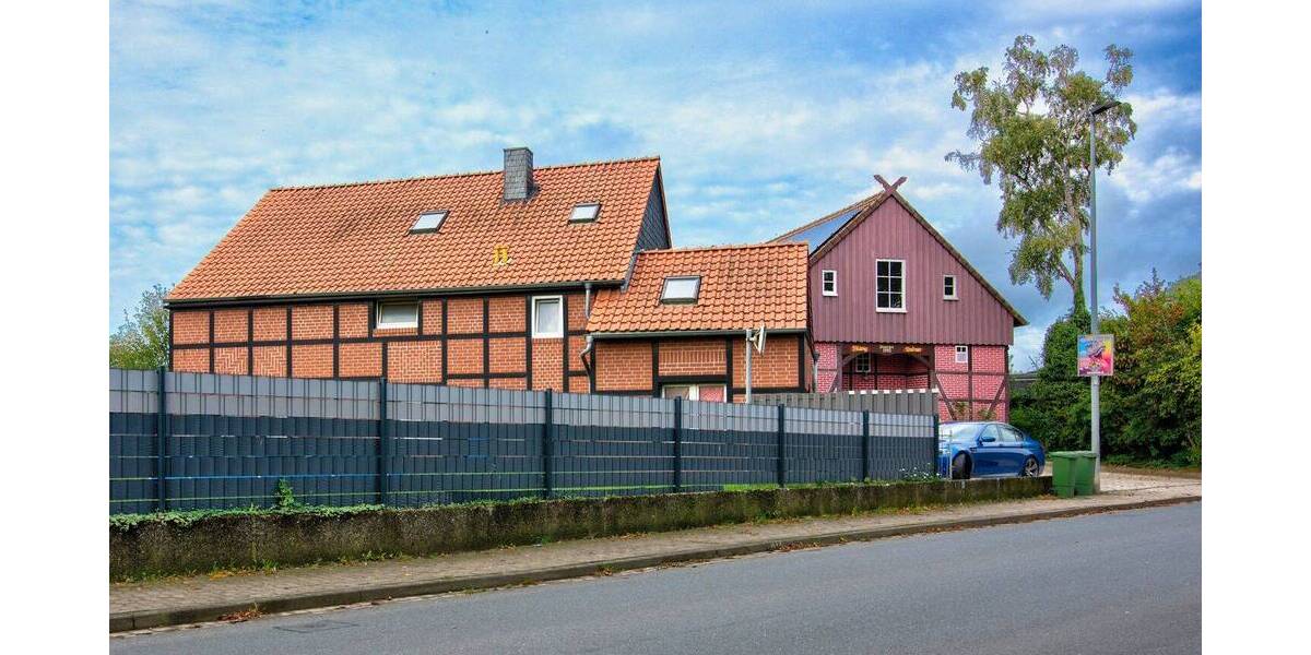 Mehrfamilienhaus, Wohnhaus Algermissen Groß Lobke - 9 Zimmer, 220 m&sup2;, 239.000&euro; | Angebot:26904247