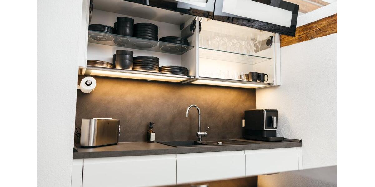 Möbliertes Penthouse mit Dachterrasse in der Altstadt 4 zimmer