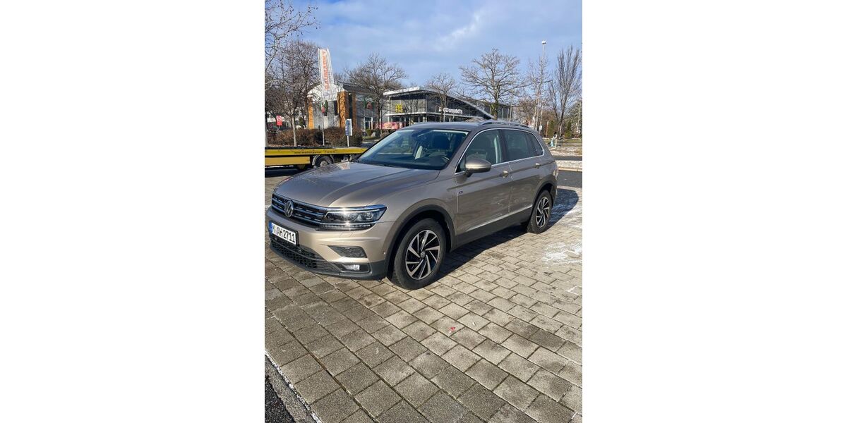 VW Tiguan 36.500 km 27.900 &euro; Gauting 82131