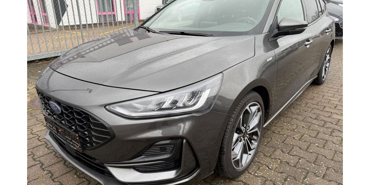 Ford Focus 95.000 km 16.900 &euro; Nufringen 71154