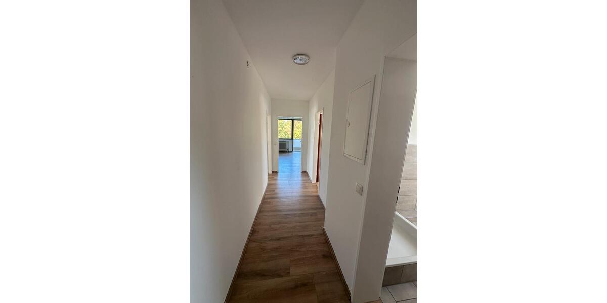 Dachgeschoßwohnung Minden Kuhlenkamp - 2 Zimmer, 64 m&sup2;, 155.000&euro; | Angebot:27447811