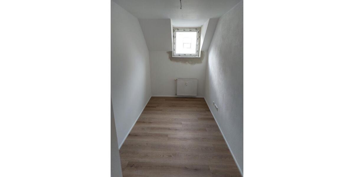 Dachgeschoßwohnung Augsburg Bergheim - 2.5 Zimmer, 60 m&sup2;, 900&euro; | Angebot:25793623