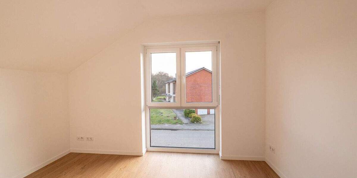 Doppelhaushälfte Stade Altländer Viertel - 4 Zimmer, 108 m&sup2;, 1.715&euro; | Angebot:25692804