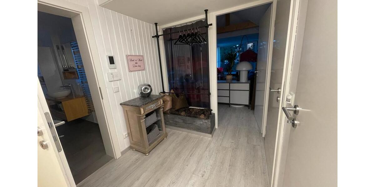 Etagenwohnung Rellingen - 3 Zimmer, 83 m&sup2;, 1.900&euro; | Angebot:25299743