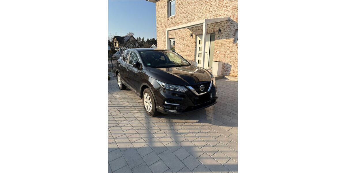 Nissan Qashqai 92.150 km 17.500 &euro; Großbeeren 14979