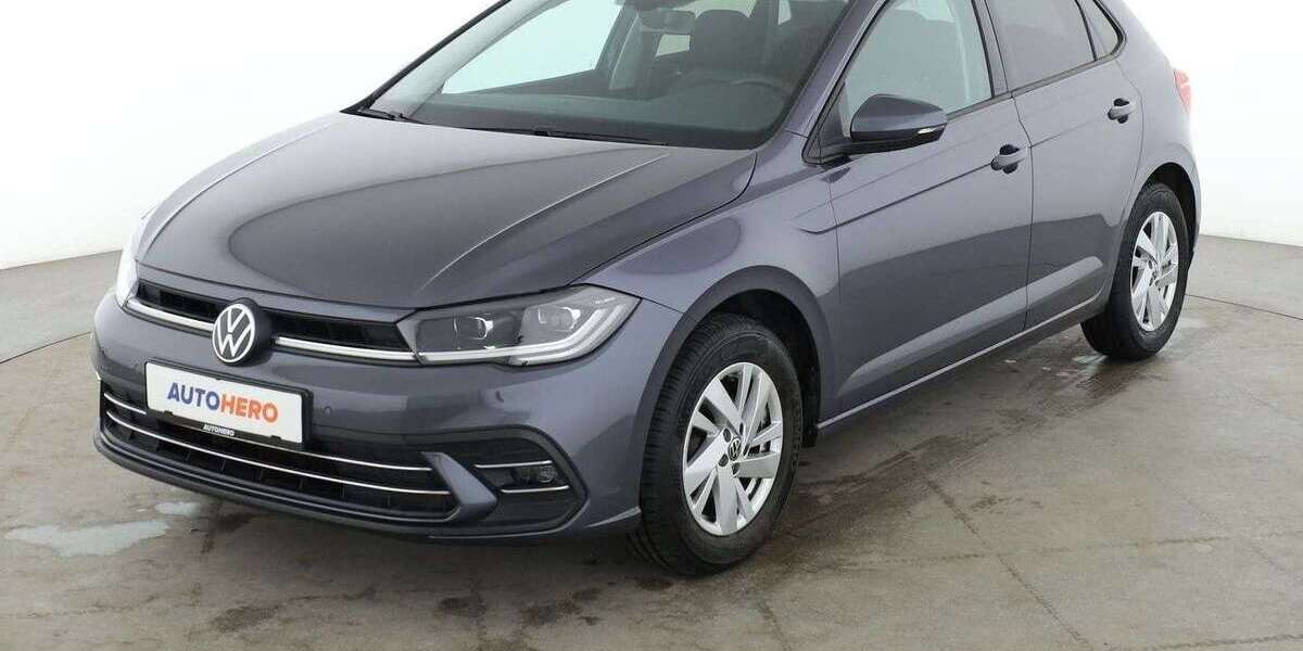 VW Polo 32.742 km 15.260 &euro; Köln 50739