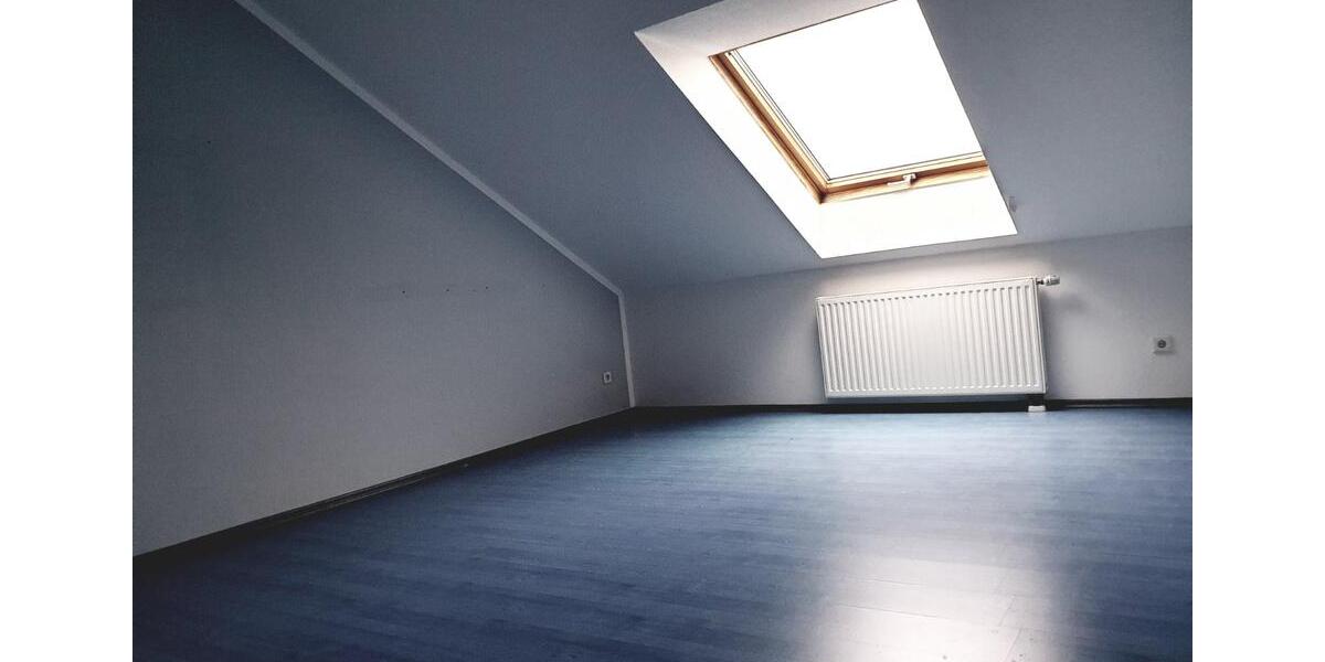 Dachgeschoßwohnung Langenfeld (Rheinland) - 3 Zimmer, 85 m&sup2;, 314.000&euro; | Angebot:24585617