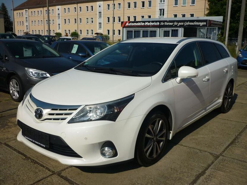 Avensis