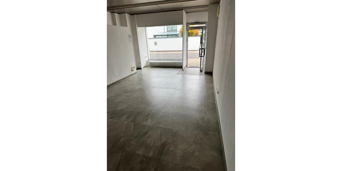 Gewerbeobjekt Stuhr - 900&euro; | Angebot:25406705