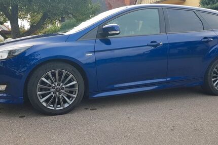 Ford Focus 118.000 km 11.599 € Rot am See 74585