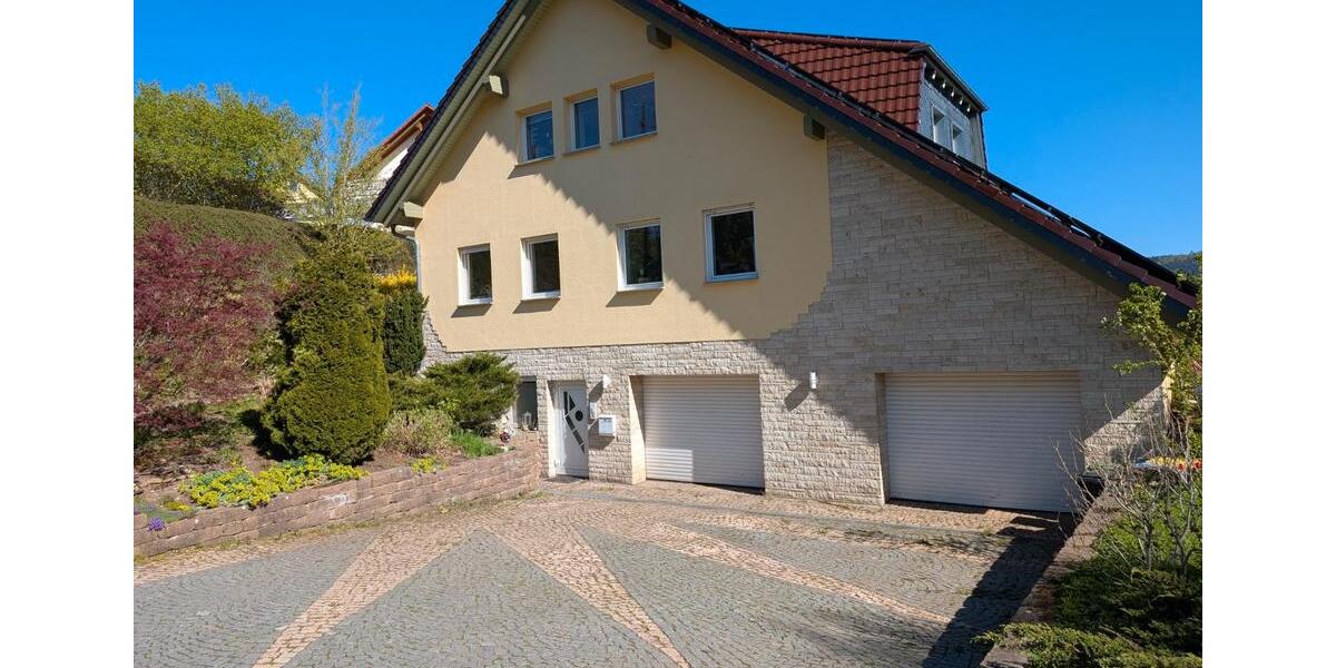 Einfamilienhaus Suhl Schmiedefeld am Rennsteig - 10 Zimmer, 350 m&sup2;, 660.000&euro; | Angebot:26592115