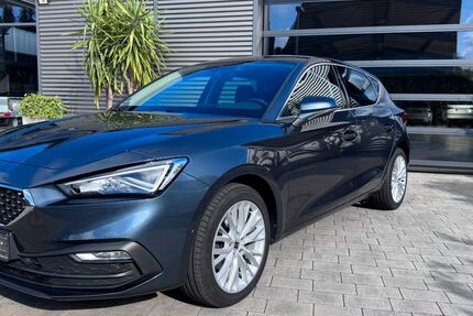 Seat Leon 127.569 km 15.900 &euro; Postbauer-Heng 92353