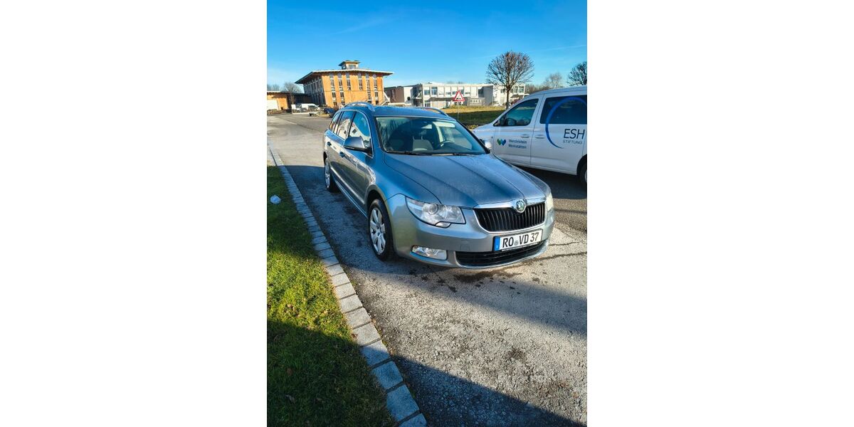 Skoda Superb 213.000 km 4.990 &euro; Rosenheim 83022