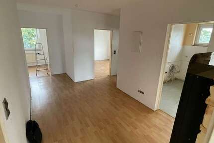 Wohnung zum Kaufen in Rosdorf 150.000 € 87 m² 4 zimmer