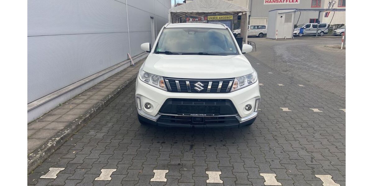 Suzuki Vitara 72.000 km 13.999 &euro; Wiesbaden 65201