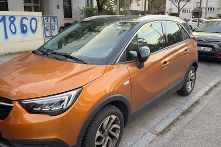 Opel Crossland (X) 33.476 km 13.500 &euro; München 81739