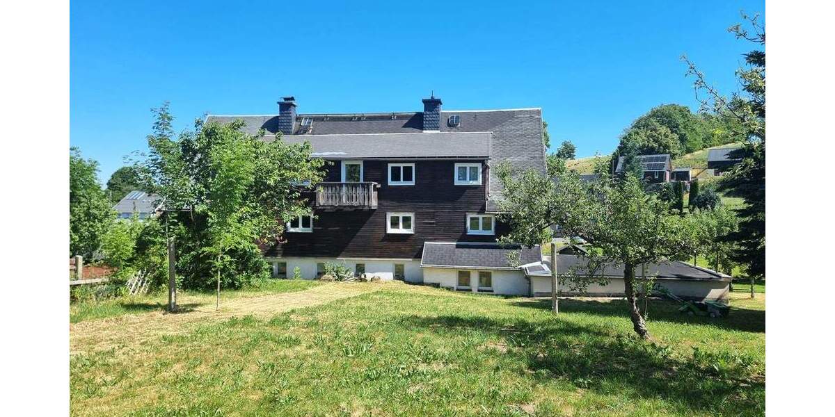 Großzügiges Bauernhaus mit Nebengelass 1 zimmer