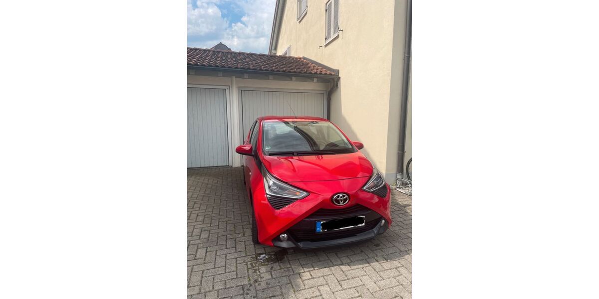 Toyota Aygo (X) 48.900 km 11.490 &euro; Peißenberg 82380
