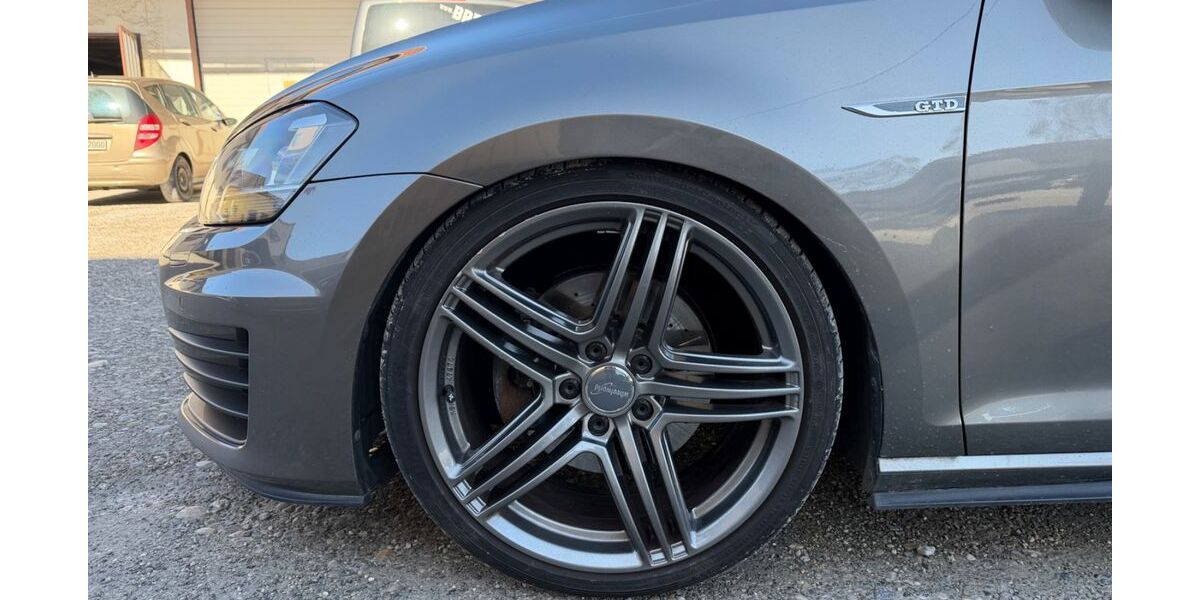 VW Golf 219.000 km 12.850 &euro; Mammendorf 82291