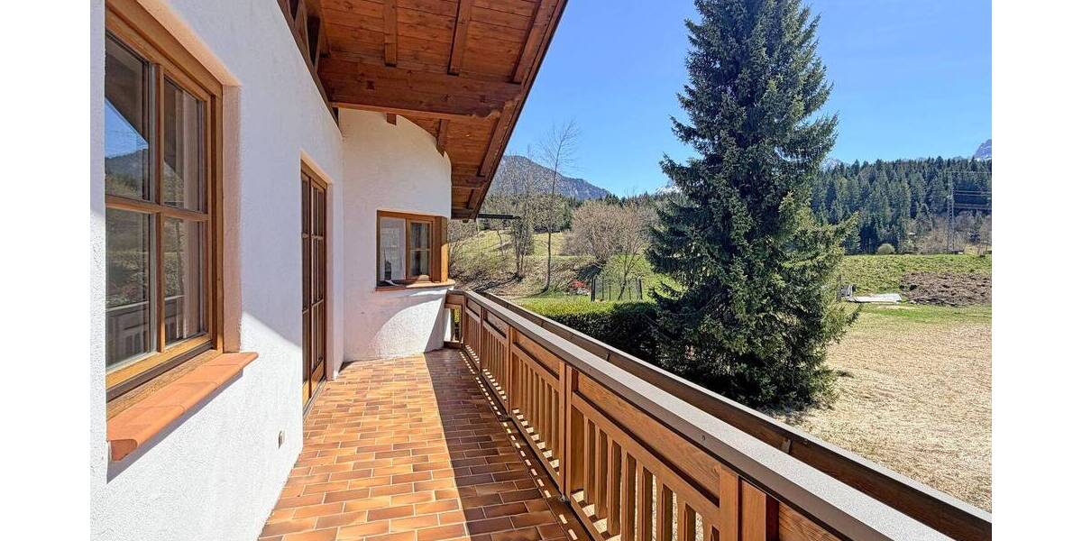 Einfamilienhaus Krün Barmsee - 8 Zimmer, 297 m&sup2;, 1.400.000&euro; | Angebot:25770101