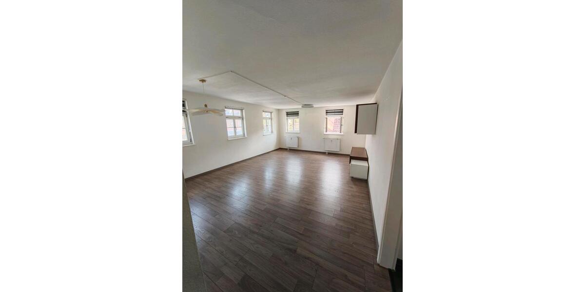 Etagenwohnung Ammerbuch - 3 Zimmer, 74 m&sup2;, 210.000&euro; | Angebot:27067339