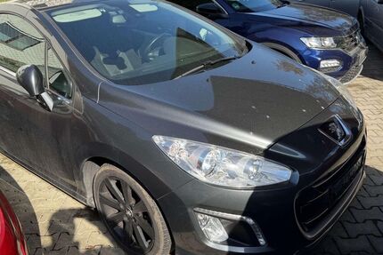 Peugeot 308 115.000 km 8.799 &euro; Eppstein 65817