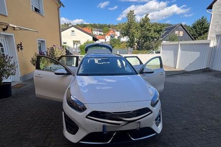 Kia ceed / Ceed 86.000 km 16.800 &euro; Hünstetten 65510