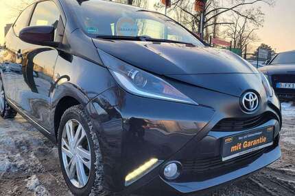 Toyota Aygo 100.000 km 8.999 &euro; Berlin 13597