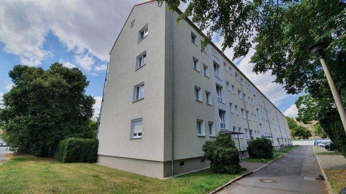Attraktive, helle 3-Raum-Wohnung mit großem Balkon