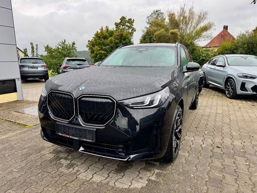 BMW X3 2.500 km 59.000 € Haag 91126