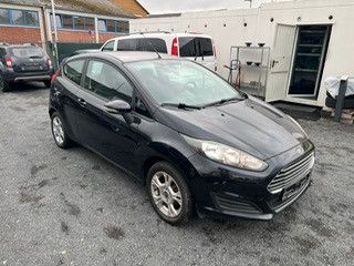 Ford Fiesta 121.437 km 5.900 € Hanau 63452