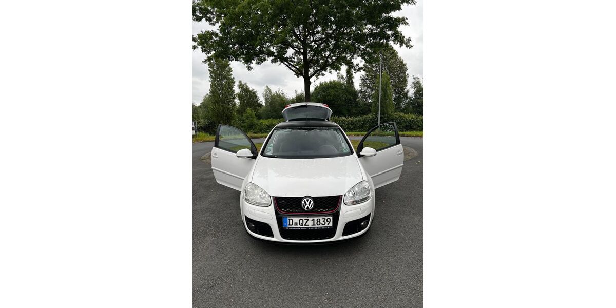 VW Golf 177.000 km 3.500 &euro; Düsseldorf 40477