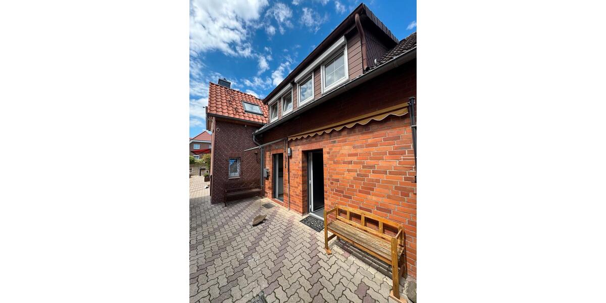 Mehrfamilienhaus, Wohnhaus Algermissen - 12 Zimmer, 230 m&sup2;, 420.000&euro; | Angebot:26943892