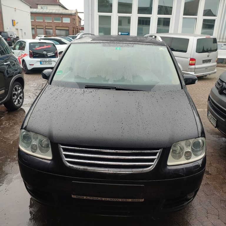 VW Touran 235.000 km 2.700 € Esslingen 73730