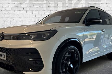 VW Tiguan 1.999 km 68.525 € Bernau 16321