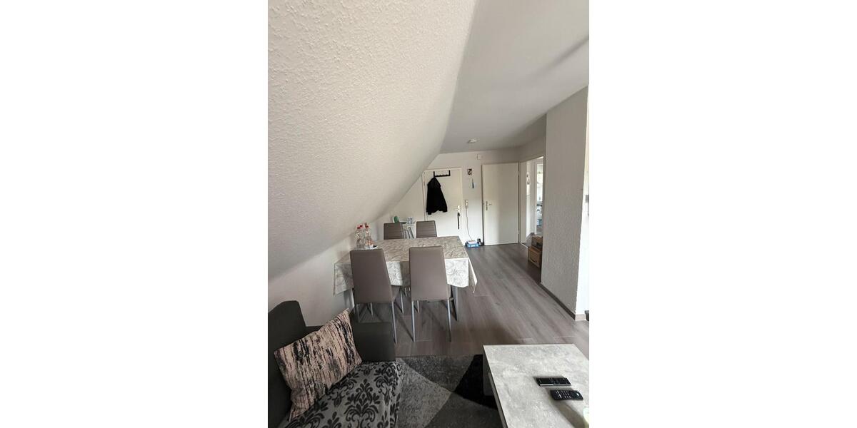 Dachgeschoßwohnung Sontra - 2 Zimmer, 34 m&sup2;, 220&euro; | Angebot:26318575