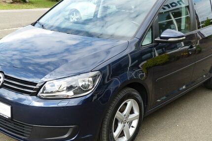 VW Touran 153.793 km 8.799 &euro; Oberviechtach 92526