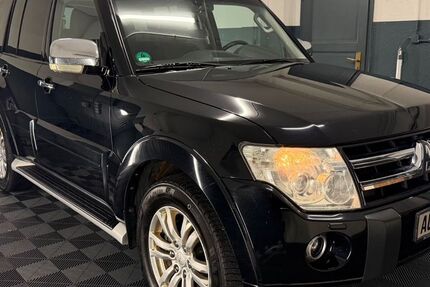 Mitsubishi Pajero 339.558 km 8.990 &euro; München 81243