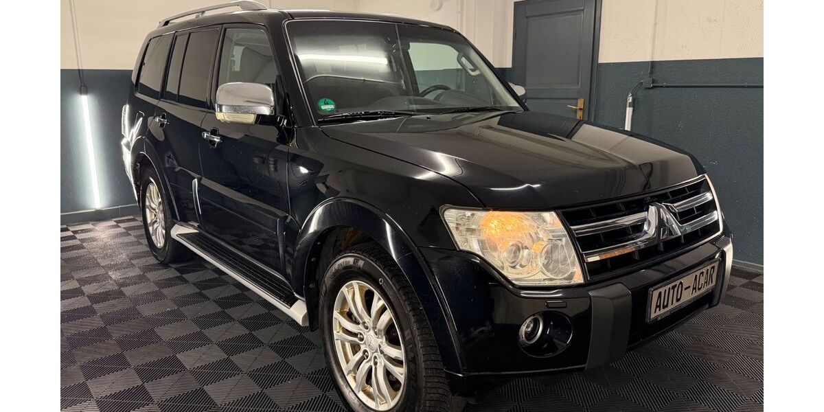 Mitsubishi Pajero 339.558 km 8.990 &euro; München 81243