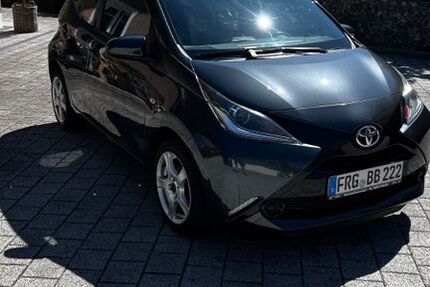 Toyota Aygo (X) 101.500 km 6.500 &euro; Grainet 94143