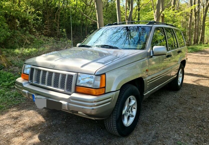 Grand Cherokee
