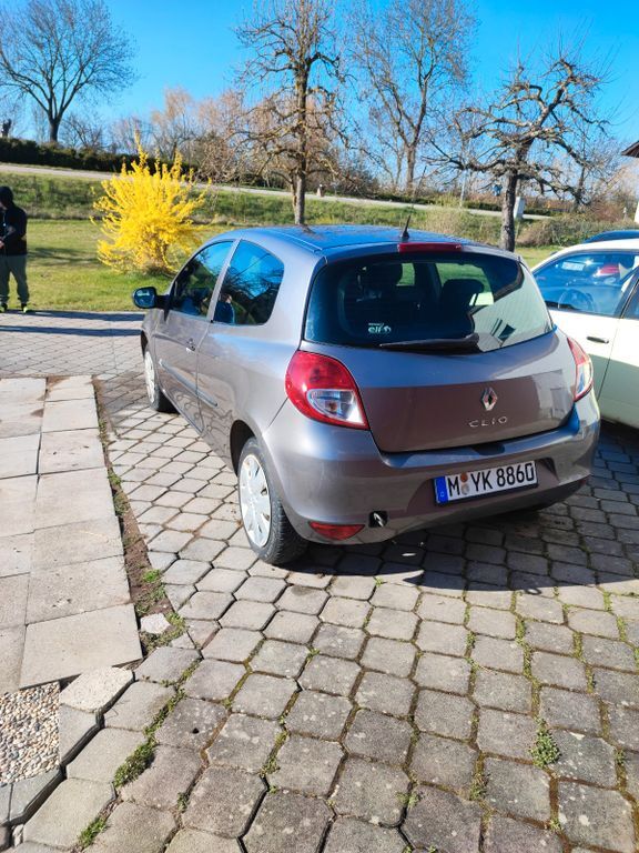 Clio