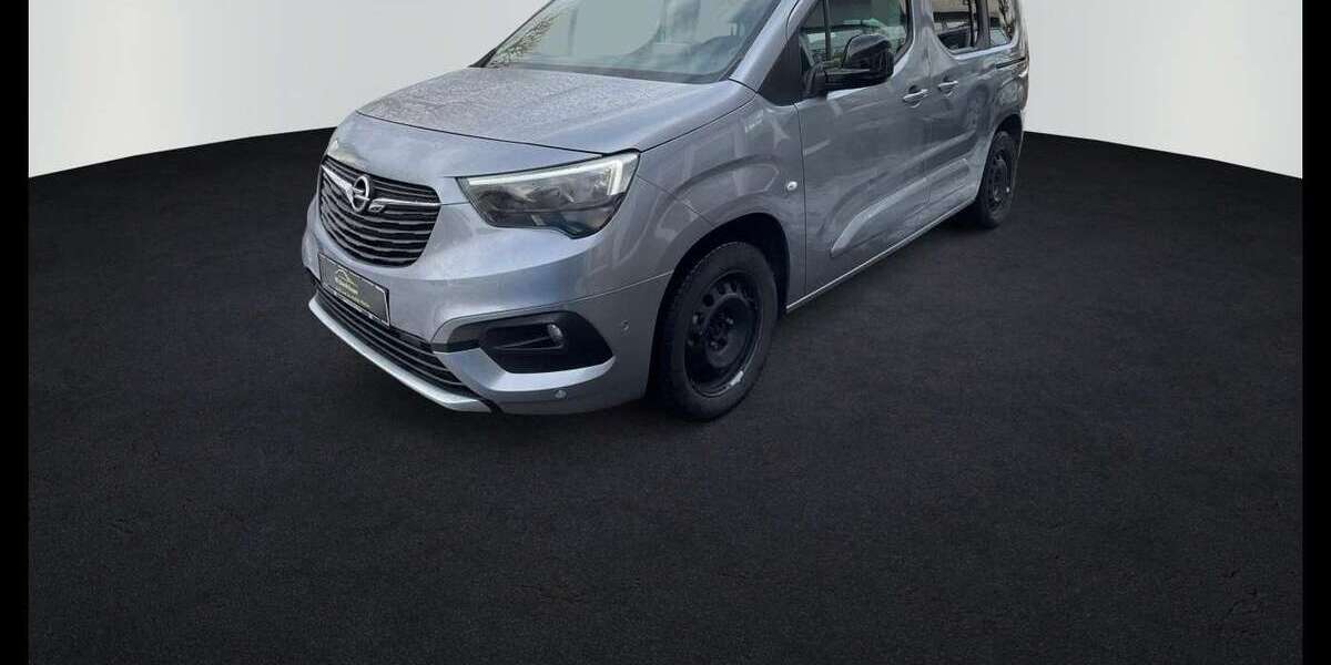 Opel Combo 28.751 km 22.990 &euro; Wolfratshausen / Ob. 82515